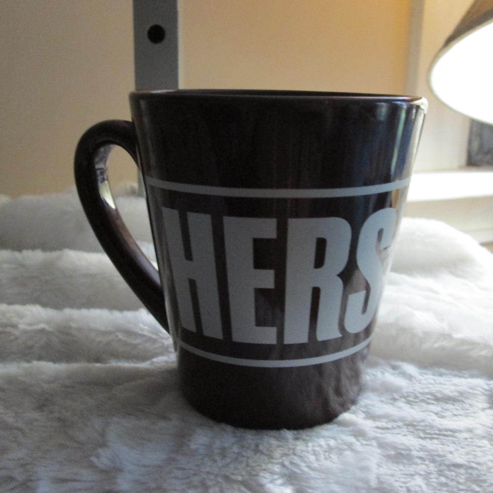 Hershey's 10 oz. mug